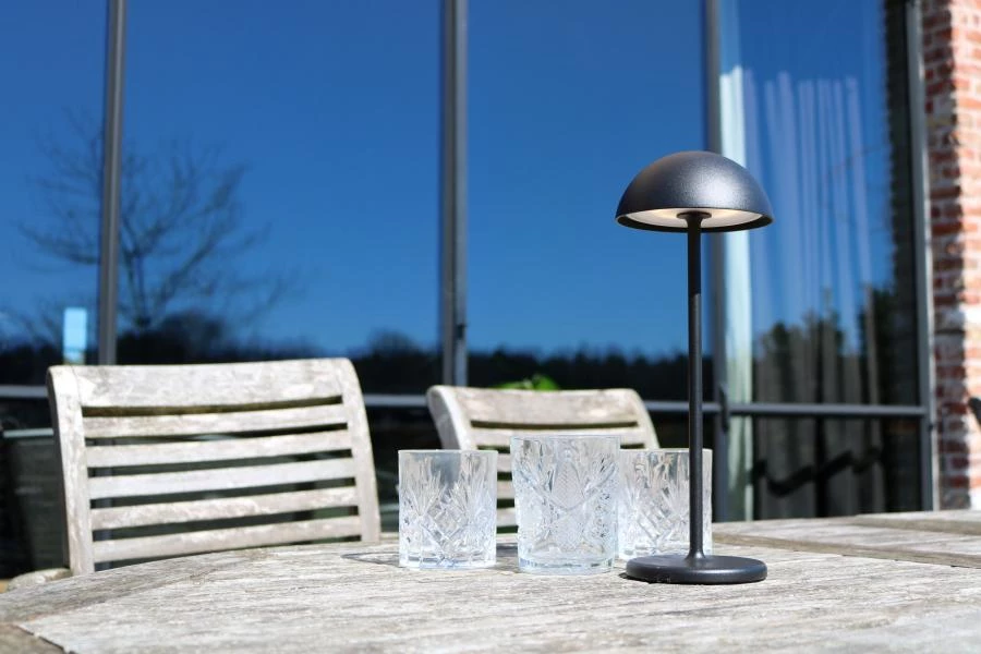Lucide JOY - Rechargeable Table lamp Outdoor - Battery - Ø 12 cm - LED Dim. - 1x1,5W 3000K - IP54 - Black - ambiance 2